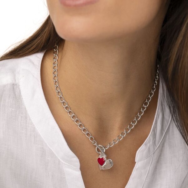 Collana catena chiusura t-bar con ciondolo cuore rosso