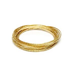 Bracciali in ottone modello bangle sottili a incastro. Nickel tested. Lavorazione artigianale.